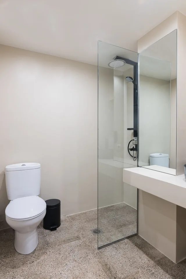 Deluxe, Queen Bed, City View, Ciel Living Athens 6/6
