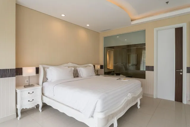 جناح تنفيذي بسرير كينج، Le Eminence Hotel Convention And Resort 1/3