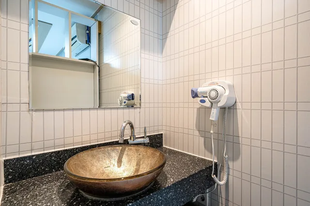 غرفة عائلية بسرير كوين وسرير فردي، Residence Hotel Line 4/6
