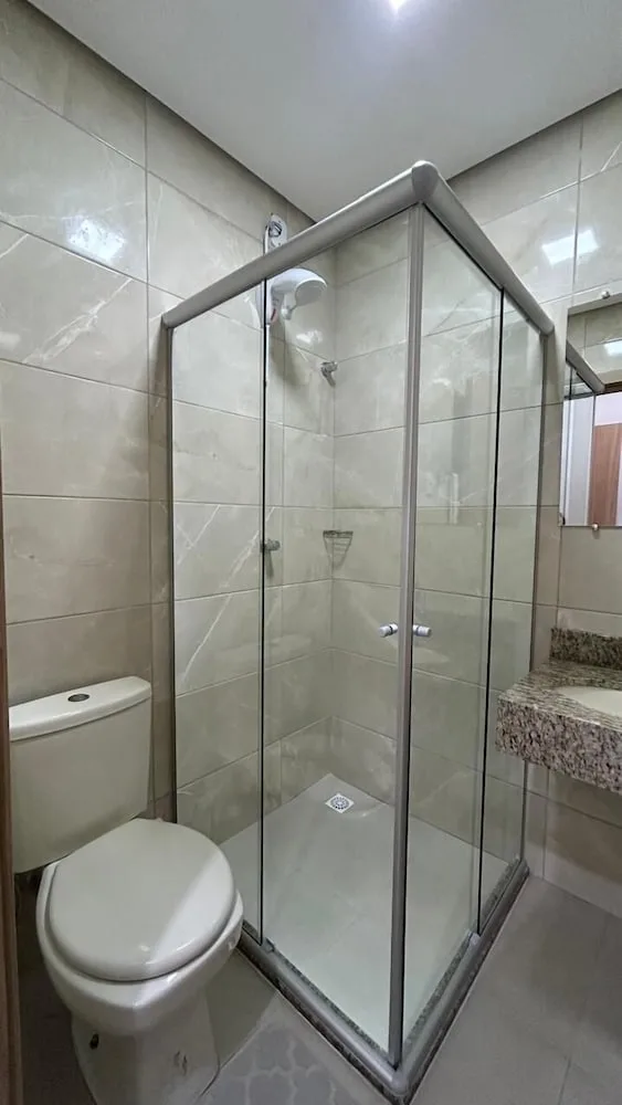 غرفة سوبيريور رباعية بسرير مزدوج وسريرين منفصلين، Marechal Plaza Hotel 2/2
