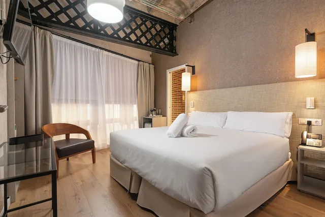 غرفة قياسية بسرير مزدوج، Brondo Architect Hotel 3/10