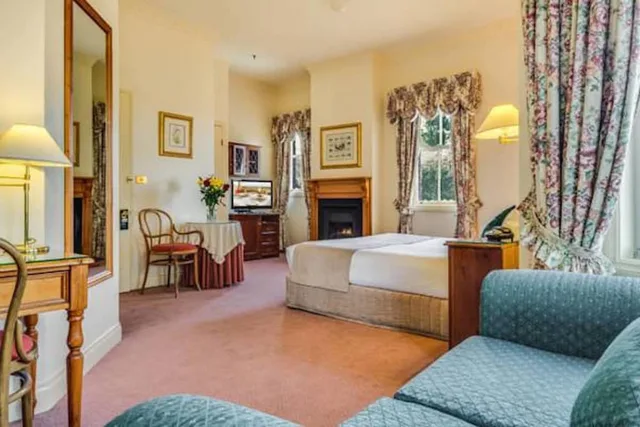 Heritage, Spa, King Bed، Mountain Heritage Hotel And Spa Retreat 7/10