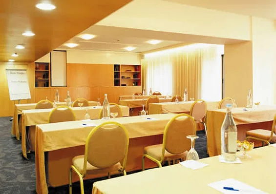 Porto Palacio Hotel By The Editory, Lordelo do Ouro 65/79
