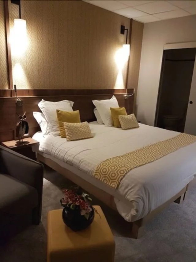 غرفة بريستيج بسرير كينج، Best Western Le Duguesclin 1/5