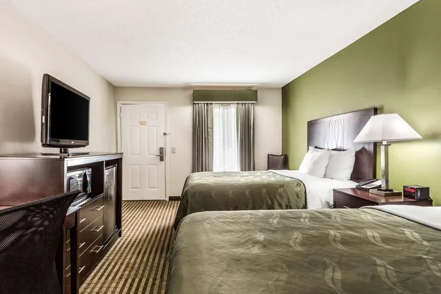 غرفة بسريرين مزدوجين للمدخنين، Quality Inn Lancaster SC 3/4