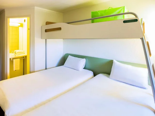 غرفة بسرير بطابقين، Ibis Budget Beziers Est Mediterranee 1/10