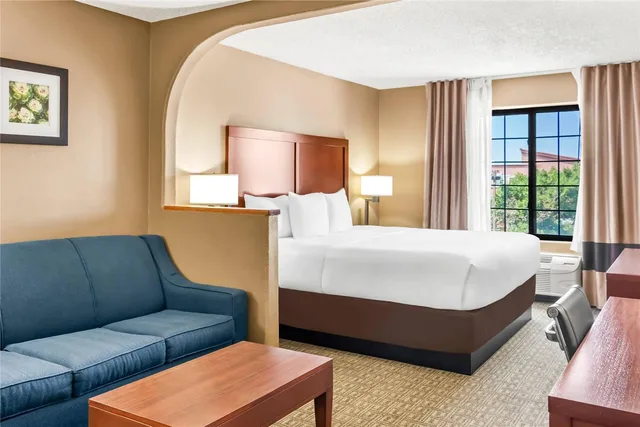 جناح بسرير كينج، Comfort Inn Santa Fe South 1/1