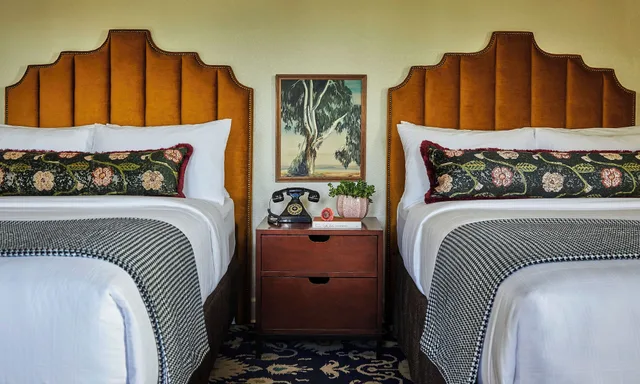 Graduate, 2 Double Beds, Campanile View، Graduate by Hilton Berkeley 3/4