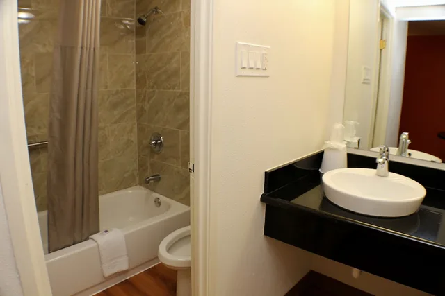 غرفة ديلوكس بسرير كينج، Motel6 Beaumont, TX 7/10