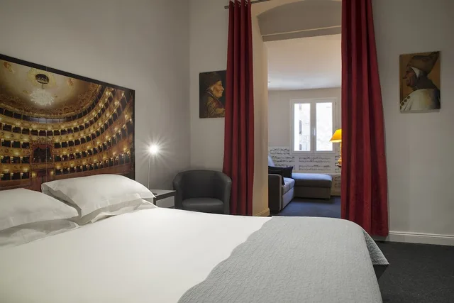 Superior, Queen Bed, Hotel Les Voyageurs 2/4