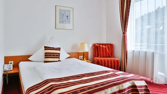 غرفة ديلوكس بشرفة مفردة بسرير فردي، Hotel Neckarlux Formerly Ambiente Hotel 1/2