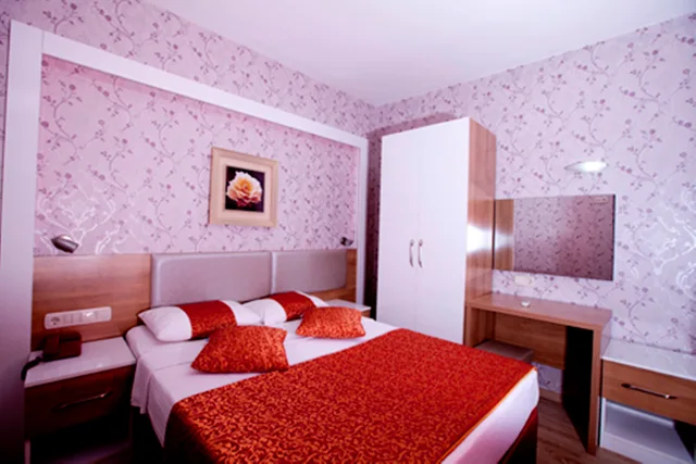 غرفة قياسية بسرير مزدوج، Aleria Belport Beach Hotel 3/7