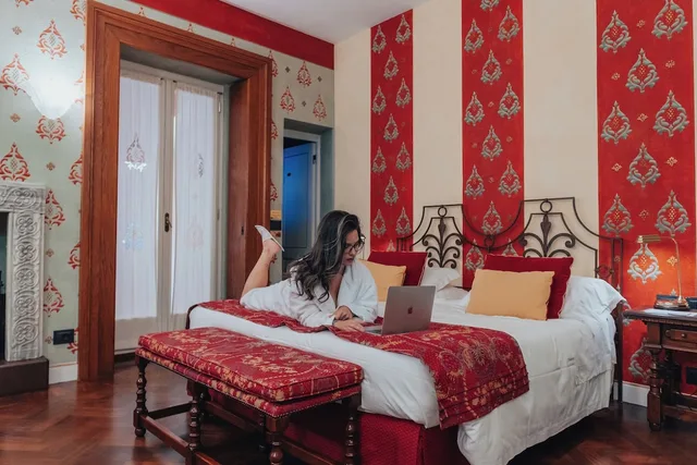 غرفة ديلوكس ثلاثية بسرير كوين مع أريكة، Art Hotel Commercianti 8/10