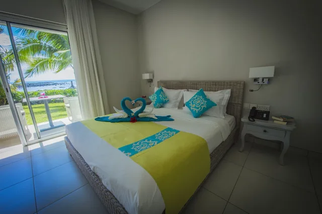 Studio, Queen Bed, Beach Front، VOILE BLEUE 2/5