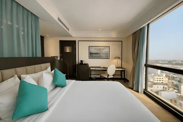 غرفة ديلوكس بسرير مزدوج بإطلالة على المدينة، Charmant Suites a Boutique Hotel Can Tho 1/1