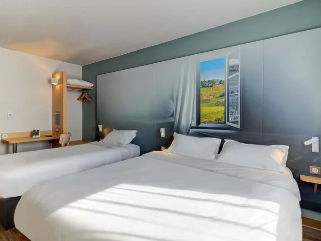 غرفة ثلاثية، B&B Hotel Le Creusot Montchanin 1/4