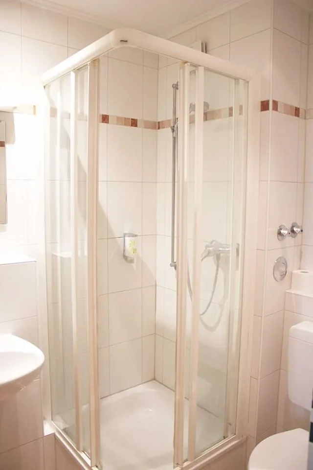 غرفة اقتصادية بسريرين منفصلين، Isar City Hotel 5/8