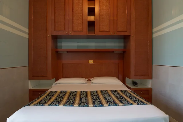 غرفة قياسية بسريرين منفصلين بشرفة، Hotel Colombo 1/1