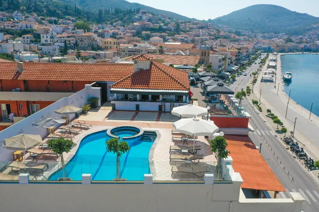 Deluxe, Double Bed, Side Sea View، Samos City Hotel 1/1