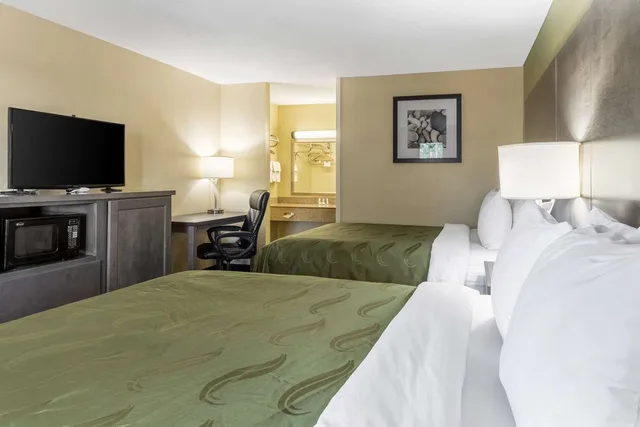 غرفة بسريرين كوين للمدخنين، Quality Inn Franklin - Cool Springs Area 3/5