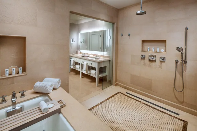 Suite, King Bed, Ocean Front، Four Seasons Resort and Residences Puerto Rico 3/4