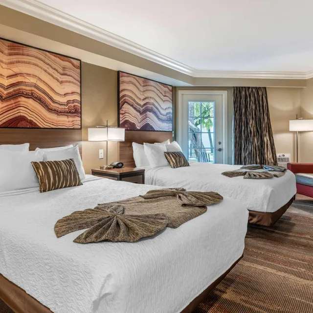 جناح بسرير كوين بجاكوزي، Best Western Plus Wine Country Inn & Suites 4/10