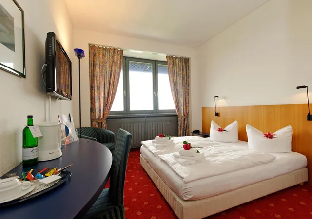 غرفة بسرير مزدوج، Carat Hotel 1/2