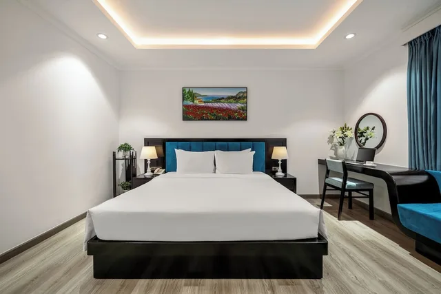غرفة ديلوكس بسرير كينج، BlueSun Danang Beach Hotel 8/10