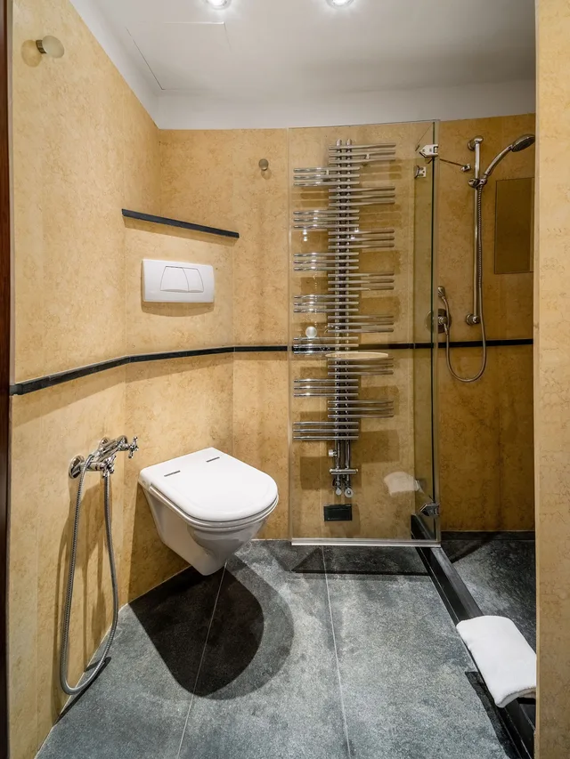 Studio, Double Bed, Balcony, Kitchen, Xl، Camperio House Suites 4/5