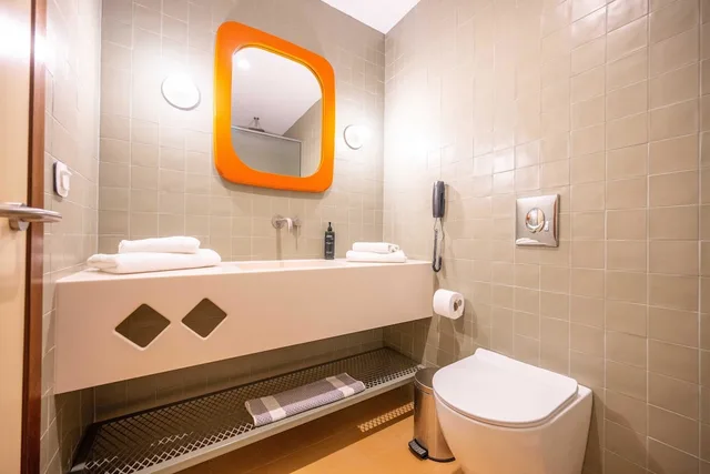 غرفة بسرير كوين بإطلالة على المسبح، Orion Hotel 9/10