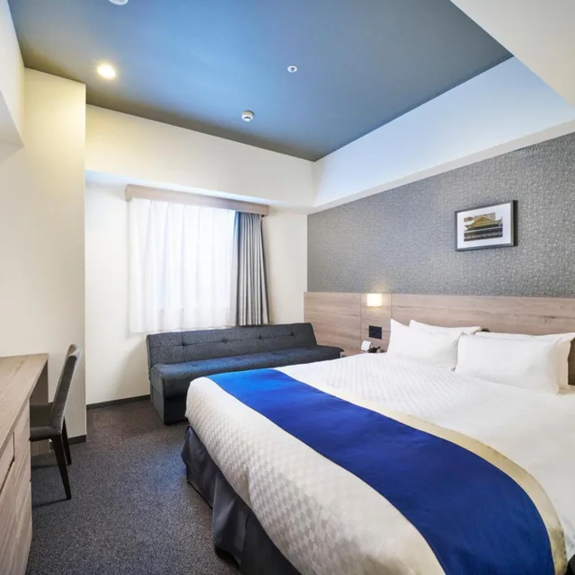 غرفة تنفيذية بسرير مزدوج مع أريكة بحوض استحمام، Best Western Plus Hotel Fino Osaka Kitahama 9/10