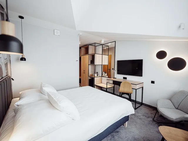 غرفة سوبيريور بسرير مزدوج، MERCURE JELENIA GORA 8/10