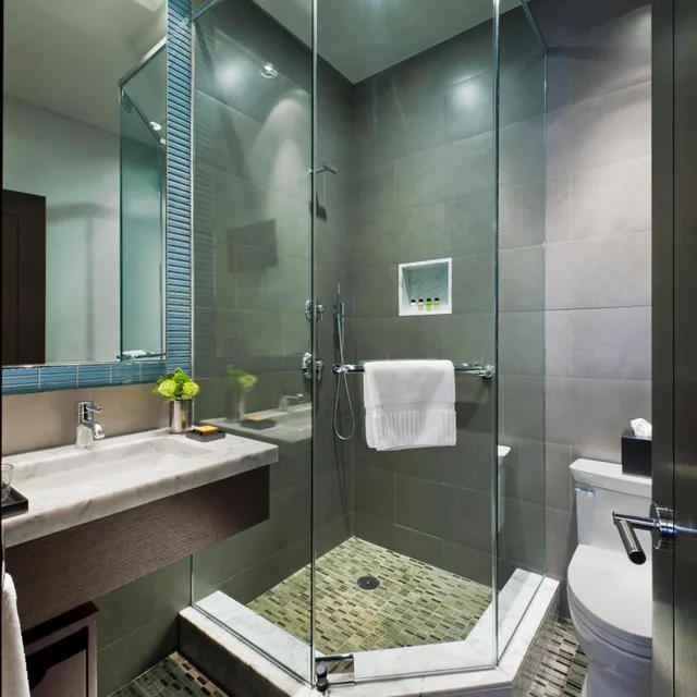 جناح سوبيريور بسرير كوين، The Pearl New York 5/8