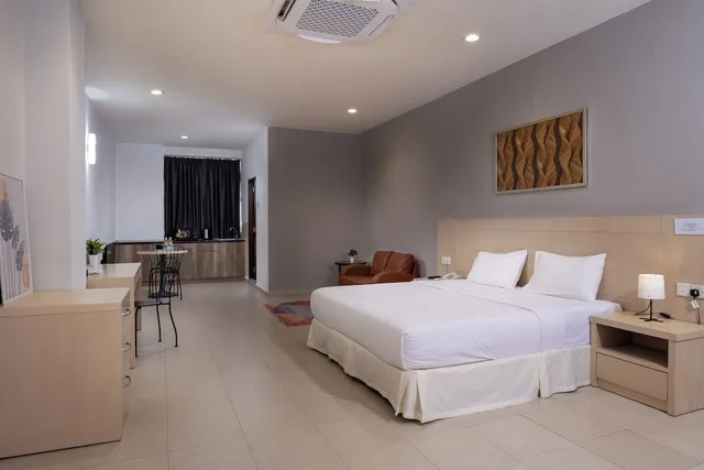 غرفة سوبيريور بسرير كينج بمطبخ صغير، Golden View Serviced Apartment 4/8