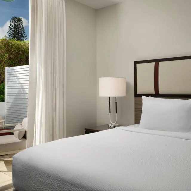 Suite, King Bed, Terrace Level، Residence Inn Miami Beach Surfside 6/10