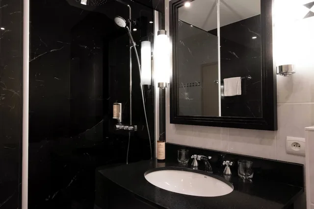 غرفة قياسية بسرير مزدوج بإطلالة على المتنزه، Mercure La Baule Majestic 4/8
