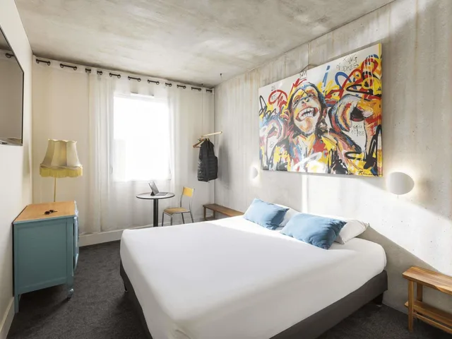 Pop, Superior, Queen Bed، Greet Hotel Limoges Nord 8/10