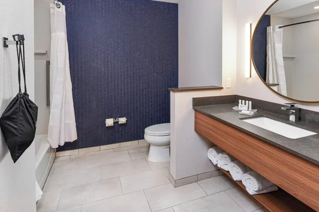 غرفة رباعية بسرير كوين لذوي الإعاقة، Fairfield Inn and Suites Menifee 3/4