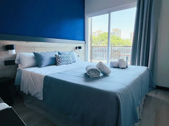 جناح ديلوكس بأربعة أسرّة بشرفة بغرفتي نوم مع أريكة، Hotel Lis 7/10