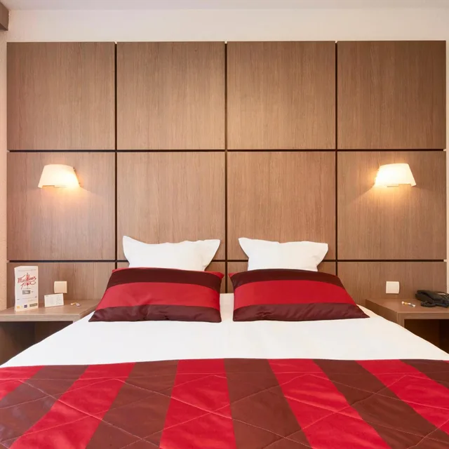 غرفة بسرير مزدوج، Kyriad Grenoble Centre Formerly Inter Hotel Patrick 3/7