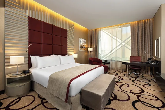 Room, King Bed, Garden View, Club Floor, Crowne Plaza Riyadh Itcc 1/7