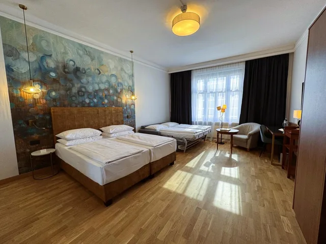 غرفة عائلية بسرير فردي، Hotel Secession an der Oper 5/10