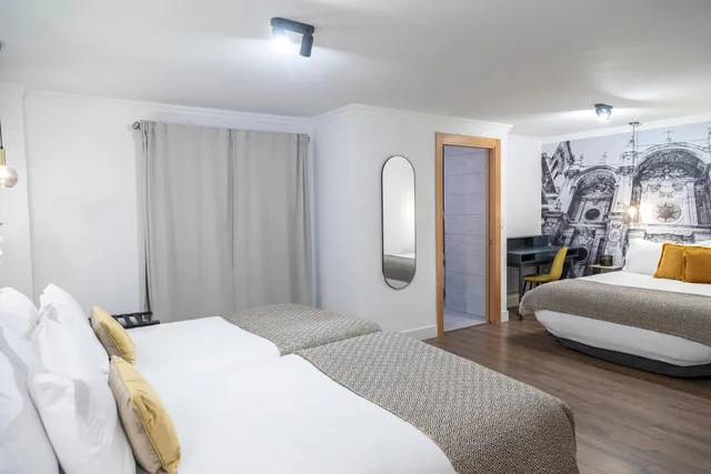 غرفة رباعية، Presidente Hotel 2/5