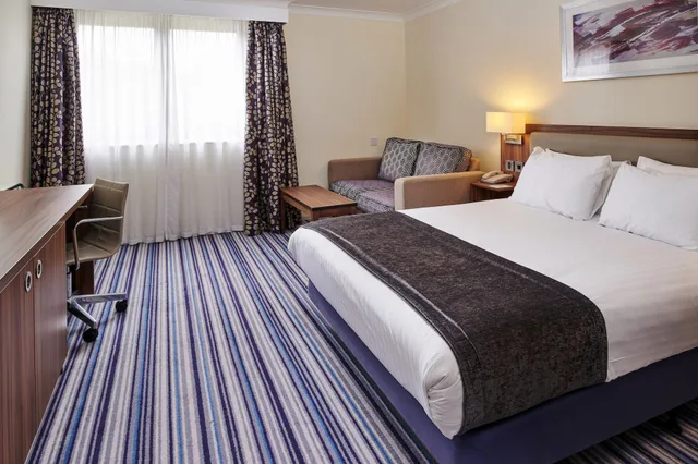 Standard, Twin Beds, Holiday Inn Haydock M6 Jct 23 2/5