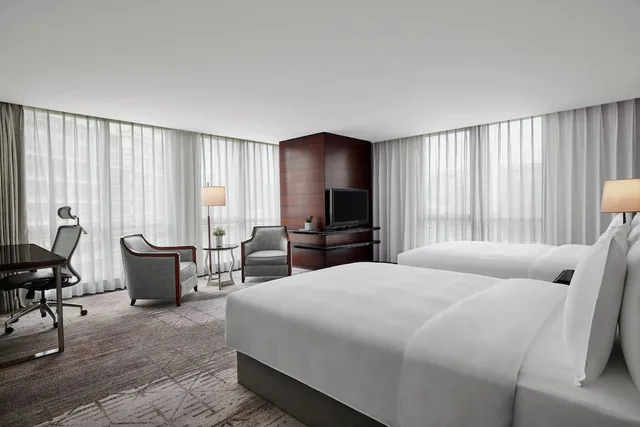 جناح تنفيذي بسرير كينج، Jw Marriott Hotel Shenzhen 4/7