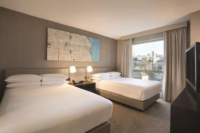 جناح بسريرين مزدوجين، Hilton Chicago Magnificent Mile Suites 2/7