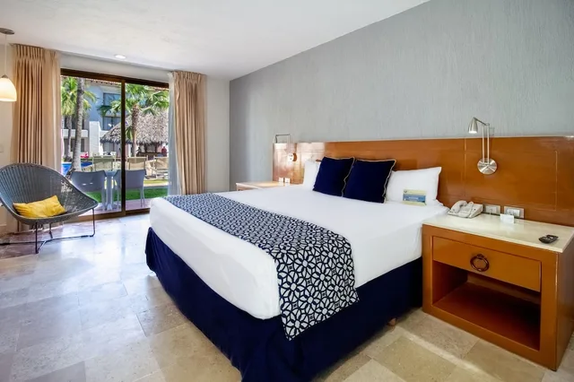 غرفة سوبيريور بسرير كينج، Plaza Pelicanos Club Beach Resort 5/10