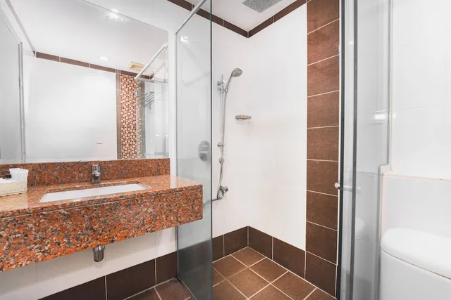 غرفة عائلية، Hig Hotel 7/8