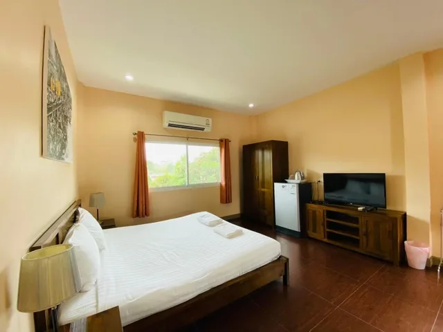 Deluxe, Baan Suan Khun Yaiy Nakhon Nayok 2/2