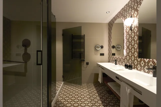 غرفة بريميوم بشرفة مفردة بسرير مزدوج، Hotel Catalonia Ramblas 5/5